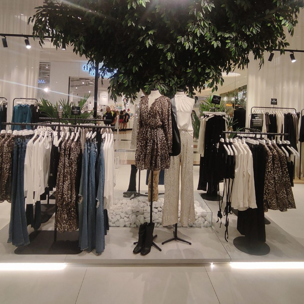 STORES1