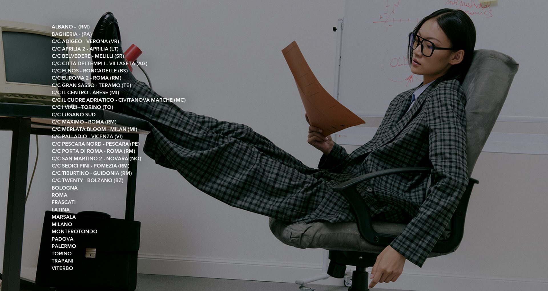 Slide-negozi-company-desktopbto